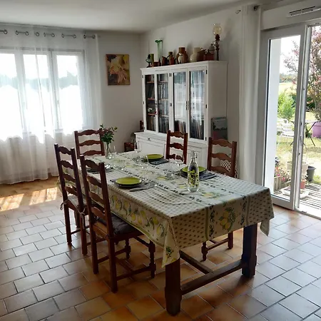 Les Gaudouines בית הארחה 3*